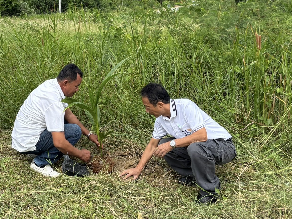 title - ส.ป.ก.ประจวบคีรีขันธ์จัดกิจกรรม จัดกิจกรรมโครงการ “ปลูกเพื่อเปลี่ยน เปลี่ยนเพื่อยั่งยืน เทิดไท้องค์ทศมราชา”เพื่อเพิ่มพื้นที่สีเขียวในเขตปฏิรูปที่ดินจังหวัดประจวบคีรีขันธ์